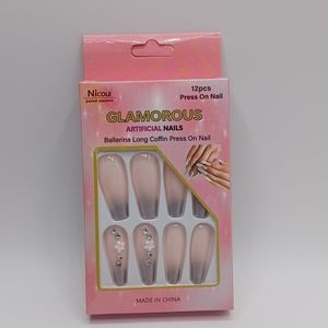 Nails (press on nails)